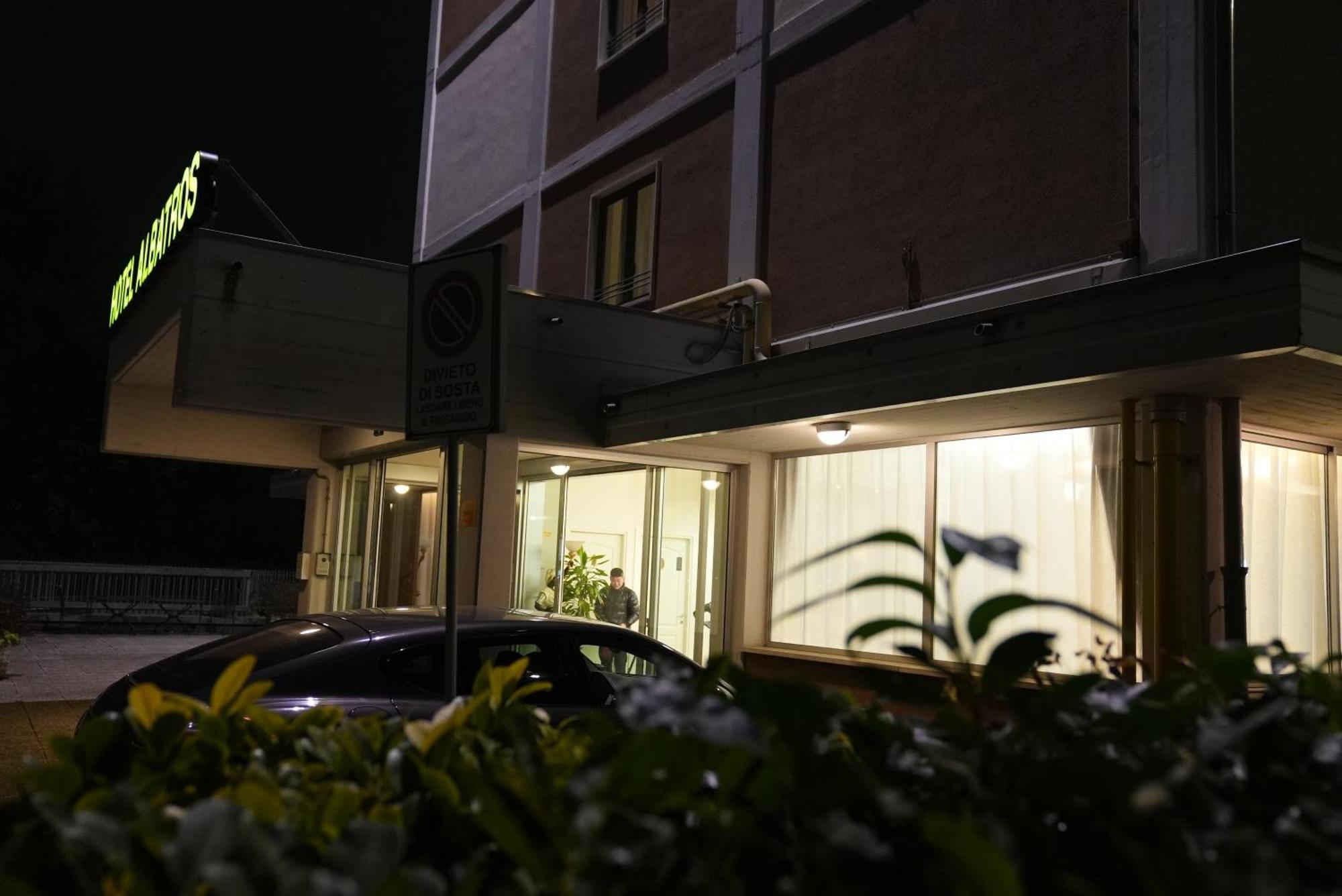 Hotel Albatros Местре Екстериор снимка