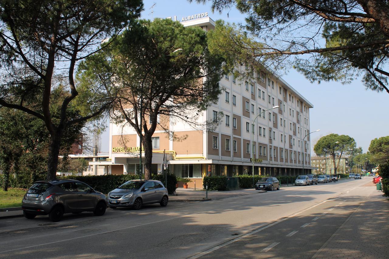 Hotel Albatros Местре Екстериор снимка